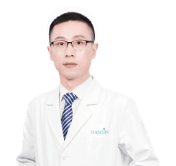 李灵中院长，郑州韩辰美容皮肤科